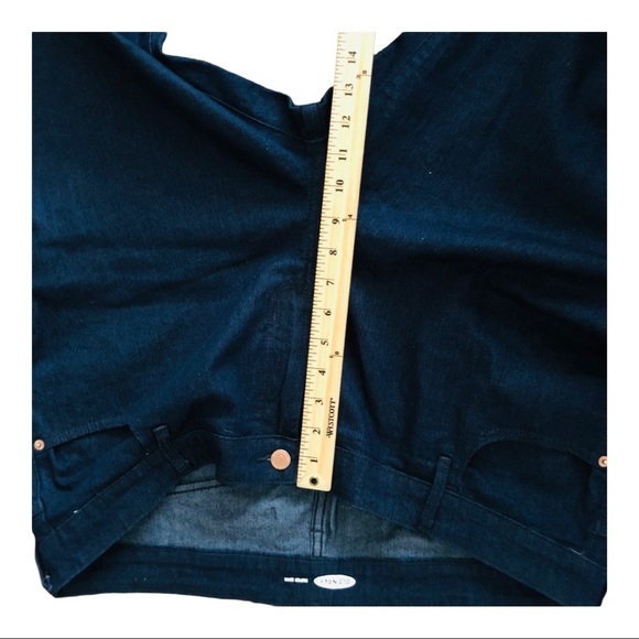 Old Navy Jeans - Picture 12 of 16